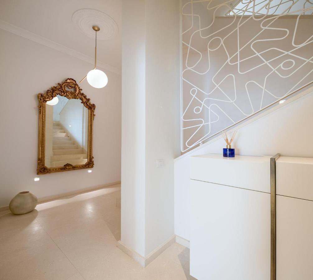 Luxury Seafront Villa Primosten Glamour With Private Pool, Sauna And Gym At The Beach In Primosten Ngoại thất bức ảnh